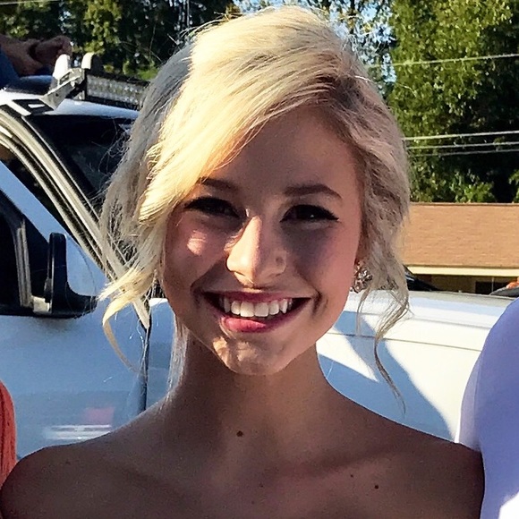 Meet your Posher, Kolby - Picture 1 of 1